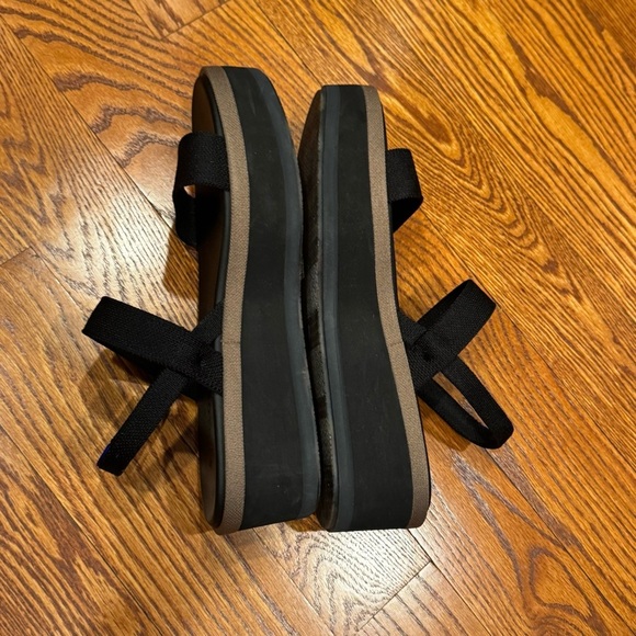 Rothy's Ankle Strap Platform Sandal Lightweight Wedge Size 10.5 Black worn once - Picture 4 of 8